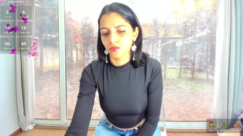 Snapshot of sarah_blake_ chatting on December 11, 2024, 8:26 am Sara online show from December 11, 2024, 8:26 am