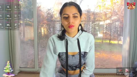 Snapshot of sarah_blake_ chatting on December 16, 2024, 10:40 am Sara online show from December 16, 2024, 10:40 am