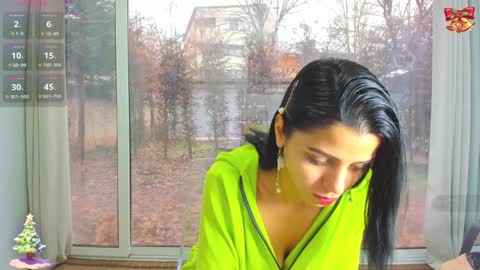 Snapshot of sarah_blake_ chatting on December 22, 2024, 10:06 am Sara online show from December 22, 2024, 10:06 am