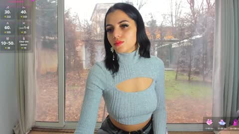 Snapshot of sarah_blake_ chatting on February 6, 2025, 11:32 am Sara online show from February 6, 2025, 11:32 am