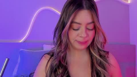 Snapshot of sarah_bonneth chatting on May 8, 2026, 11:26 am Sarah Bonneth online show from May 8, 2026, 11:26 am