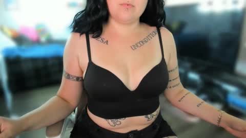 Sarah online show from October 2, 2025, 5:09 pm