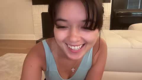 Sarah Heart Aus online show from January 8, 2025, 2:03 am