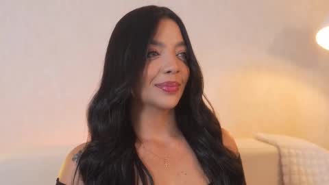       online show from November 8, 2025, 8:51 pm