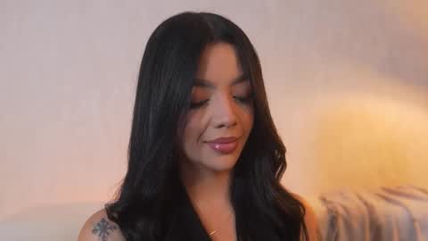       online show from December 3, 2025, 9:35 pm