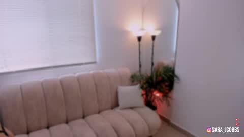 Snapshot of sarah_jacobbs chatting on May 6, 2026, 3:17 pm online show from May 6, 2026, 3:17 pm
