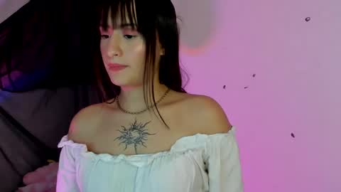 Sarah Ramirez online show from January 7, 2025, 6:38 am