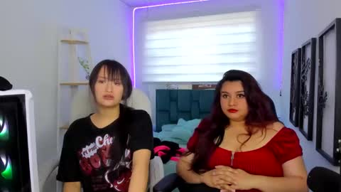 Sarah Ramirez online show from November 22, 2025, 8:19 pm