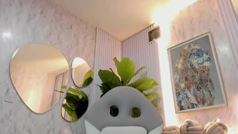 Sarah online show from March 21, 2026, 8:19 am