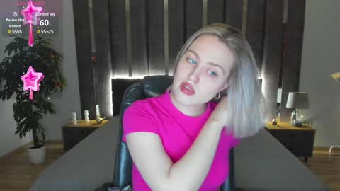 Sarah online show from December 22, 2024, 1:01 am