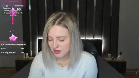 Sarah online show from February 1, 2025, 4:03 am