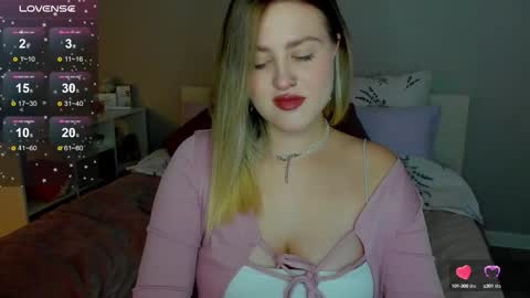 Sarah online show from October 3, 2025, 1:13 am