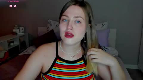 Sarah online show from October 10, 2025, 11:59 pm