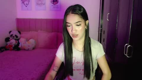 Sarah online show from February 5, 2025, 9:18 pm