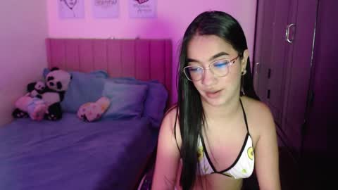 Sarah online show from March 11, 2025, 2:54 am