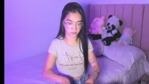 Sarah online show from October 14, 2025, 11:05 pm