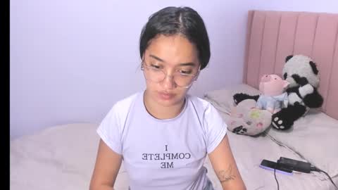 Sarah online show from October 18, 2025, 1:52 am