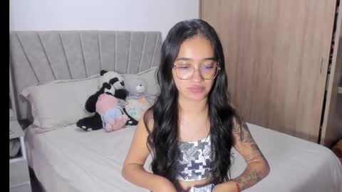 Sarah online show from April 16, 2026, 1:39 am