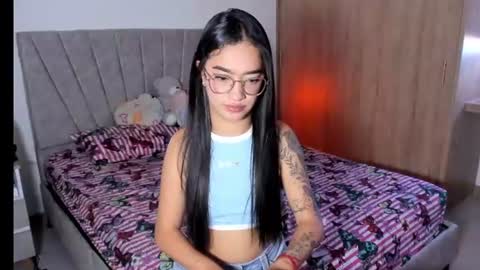 Snapshot of sarah_stone15 chatting on July 17, 2026, 8:14 pm Sarah online show from July 17, 2026, 8:14 pm