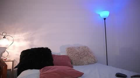 Sarah and Erik online show from March 14, 2026, 2:50 am