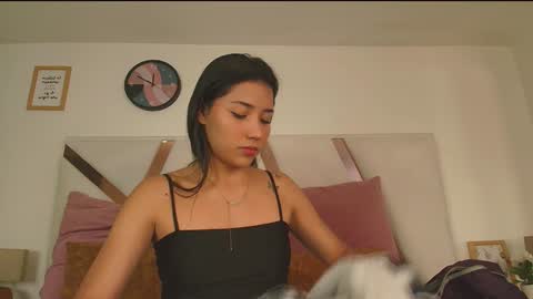 Sarah Evans online show from December 22, 2024, 11:22 am