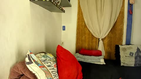 Snapshot of sarahjey chatting on June 16, 2026, 2:52 pm SARAHJEY online show from June 16, 2026, 2:52 pm