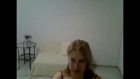 sarahphelps online show from April 15, 2026, 8:42 pm