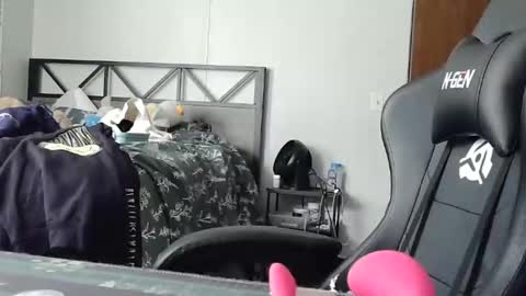 Sarah online show from April 6, 2026, 8:43 pm