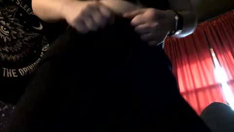 sarahsweetie17 online show from September 16, 2025, 9:38 pm