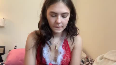 SarahxOliver online show from December 22, 2024, 4:38 pm