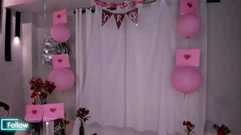 Sarah  independent model online show from February 14, 2026, 4:20 am