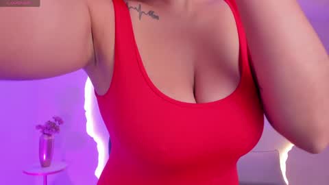 Snapshot of sarahyates chatting on June 8, 2026, 12:03 am Sarah independent model online show from June 8, 2026, 12:03 am