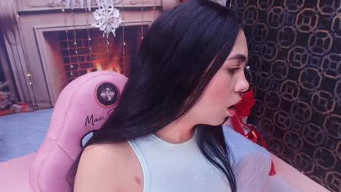Sara  online show from December 26, 2024, 12:05 pm