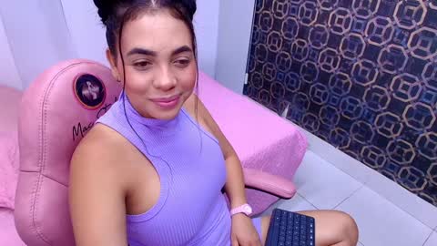 Sara  online show from January 12, 2025, 12:01 pm