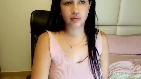 Snapshot of saramantha09 chatting on May 6, 2026, 2:08 am saramantha09 online show from May 6, 2026, 2:08 am