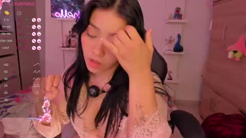 saraowens online show from July 28, 2026, 2:13 pm