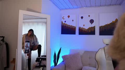 Sara online show from December 7, 2024, 9:11 pm