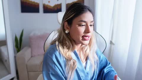 Sara online show from December 13, 2024, 9:30 pm