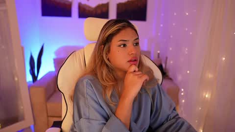 Sara online show from December 24, 2024, 1:38 am