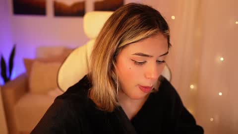 Sara online show from December 28, 2024, 1:18 am