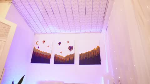 Sara online show from January 3, 2025, 2:43 am