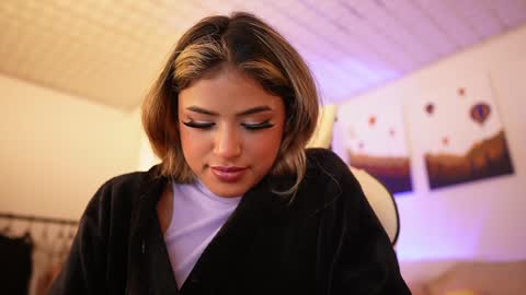 Sara online show from January 11, 2025, 1:06 am