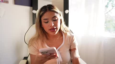 Sara online show from January 22, 2025, 10:26 pm