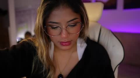 Sara online show from February 22, 2025, 2:06 am