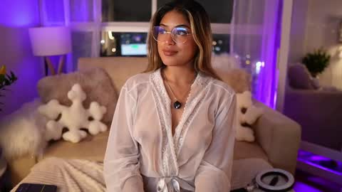 Sara online show from March 6, 2025, 1:27 am