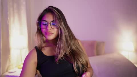 Sara online show from September 28, 2025, 12:05 am