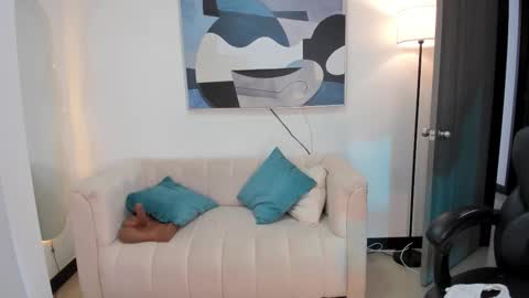 I am Sara  online show from March 13, 2026, 9:10 pm