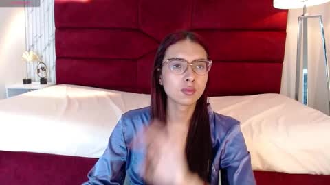 Sara online show from January 26, 2025, 10:35 pm