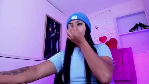 Snapshot of sarastonesx chatting on September 26, 2025, 3:43 am sarastonesx online show from September 26, 2025, 3:43 am