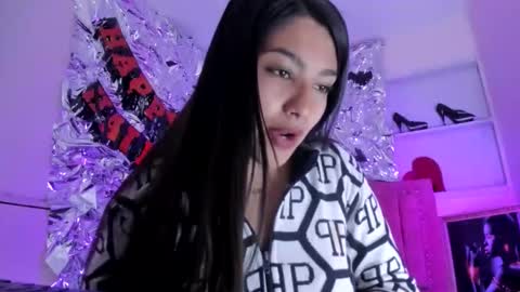 Snapshot of sarastonesx chatting on November 2, 2025, 12:18 pm sarastonesx online show from November 2, 2025, 12:18 pm